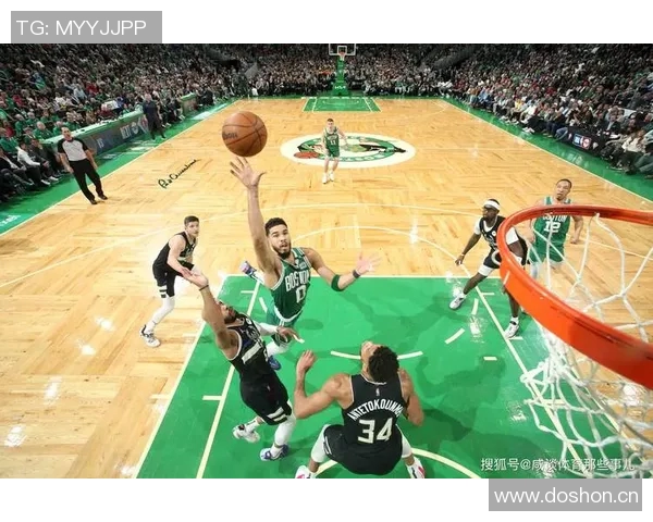 字母哥首节表现出色轻松拿下6分3篮板2助攻展现强大实力