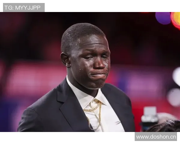 太阳主帅称马卢阿奇设立新标杆期待他持续高水平表现