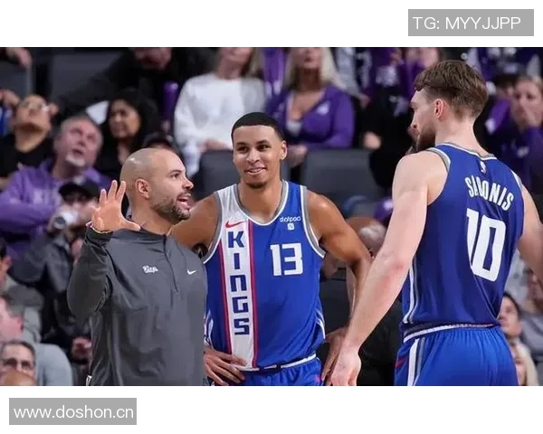 罗林斯罚球出手少却高效本赛季20得分与穆雷并列联盟第一 罗林斯罚球出手少却高效本赛季20得分与穆雷并列联盟第一