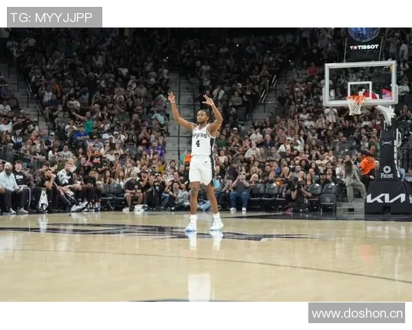 凯尔登约翰逊投篮命中率高达575值得更多关注与尊重