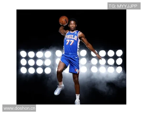 埃奇库姆闪耀赛场展现实力成新秀最佳球员引发热议