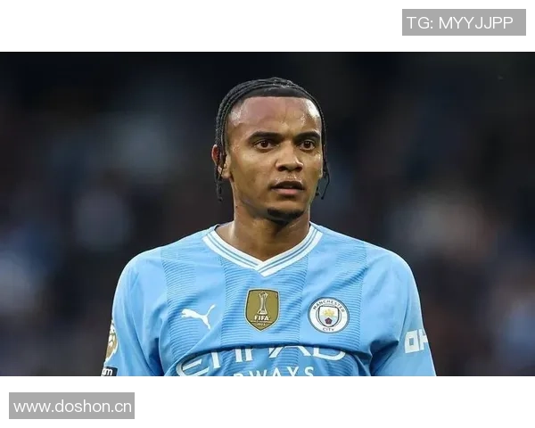 阿坎吉谈换位策略：黄牌压力下我愿意承担更多风险